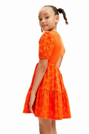 Vestido combinado bordado suizo